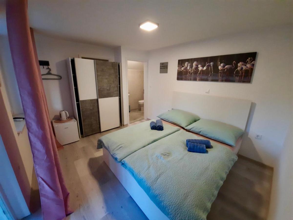 Rooms Optim Ptuj Esterno foto