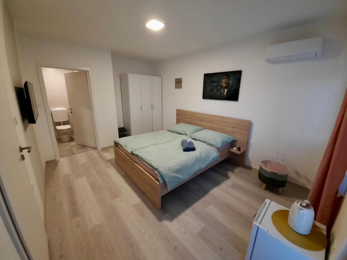 Rooms Optim Ptuj Esterno foto