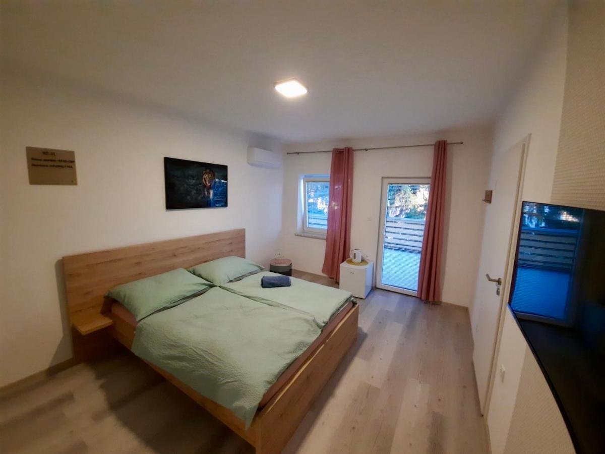 Rooms Optim Ptuj Esterno foto