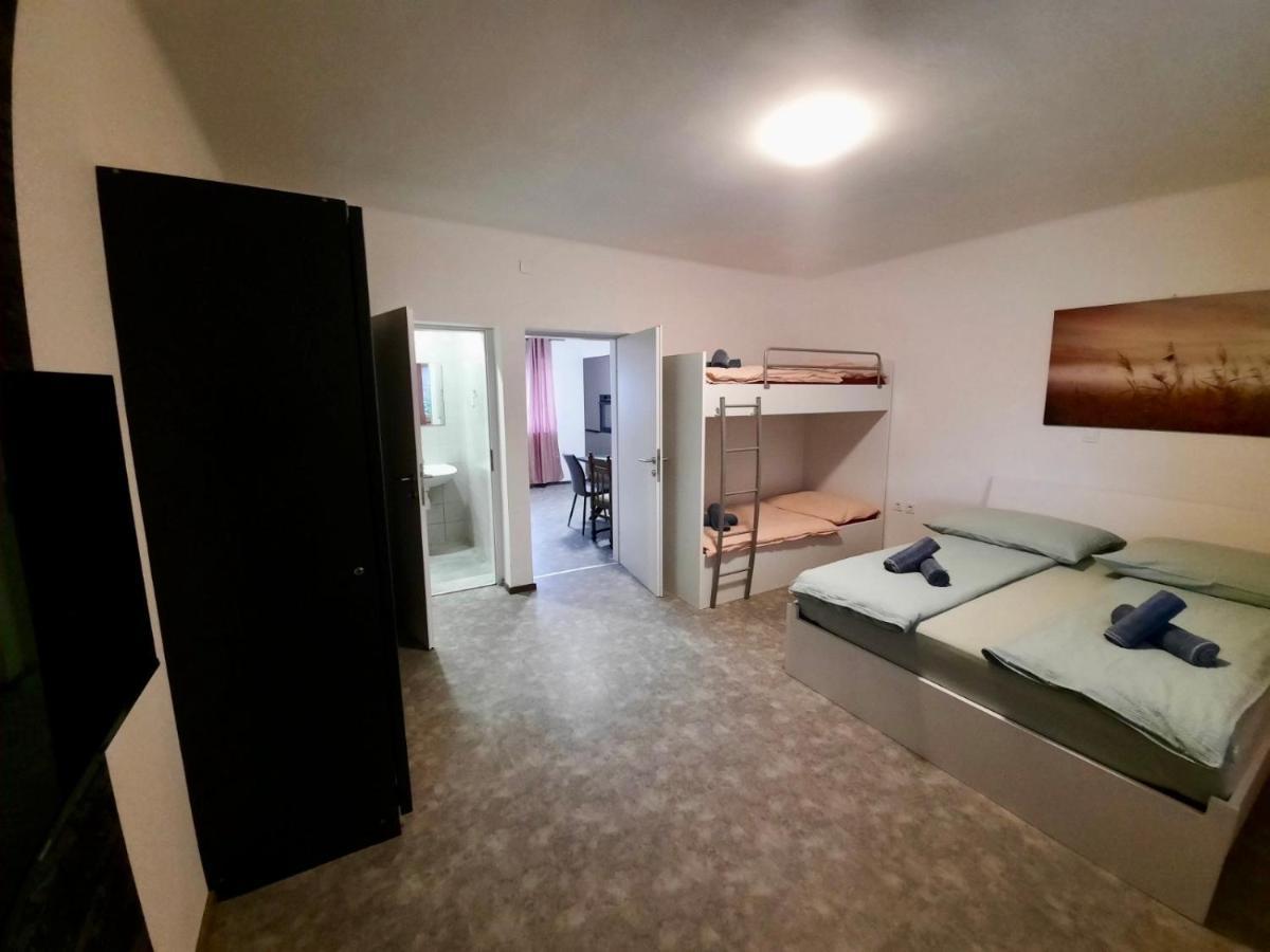Rooms Optim Ptuj Esterno foto